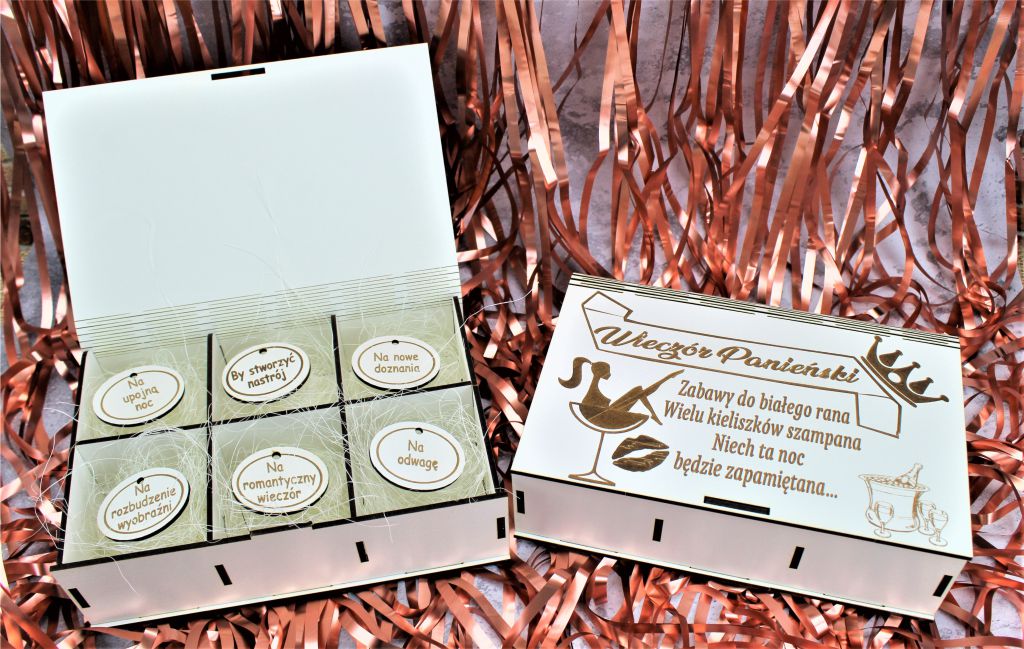 Kasetka z Grawerem Wieczór Panieński - obrazek 3